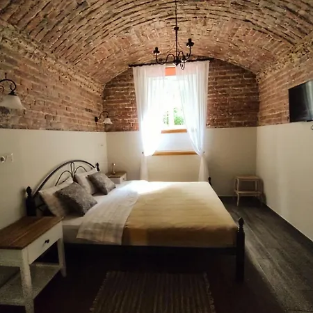 мури старого львова Apartment *